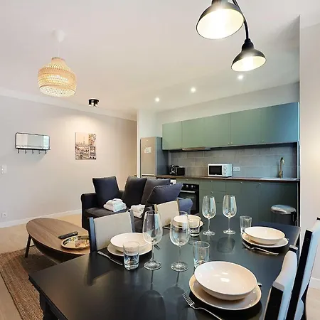 Superb -1br 2p-